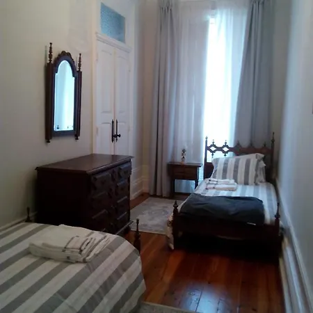 Casa Familiar Do פורטו