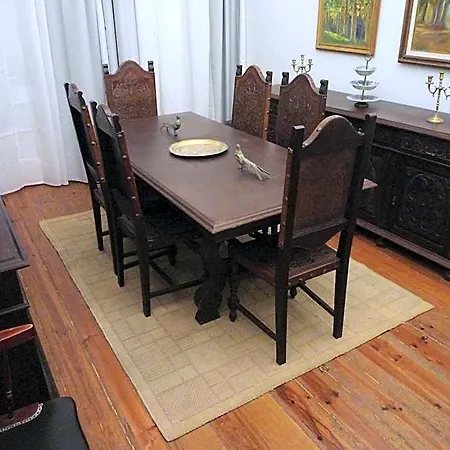 Casa Familiar Do *